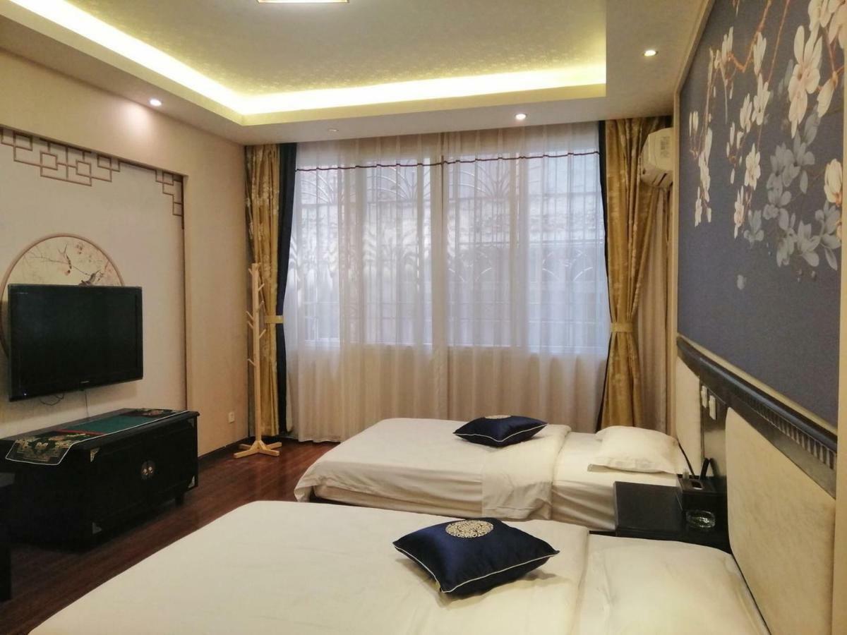 Prajna Lotus Guesthouse Emeishan Dış mekan fotoğraf